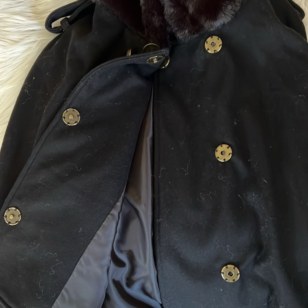 Bebe Outerwear Capelet Size M/L - Picture 10 of 13